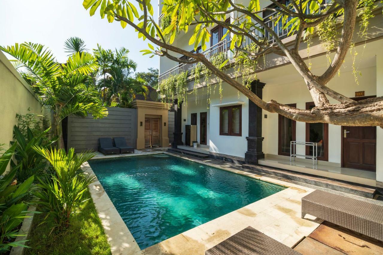 Hotel Oyo 772 Bali Krisna Seminyak Exterior foto